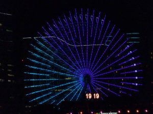 夜の観覧車
