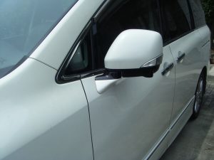 ワゴン車
